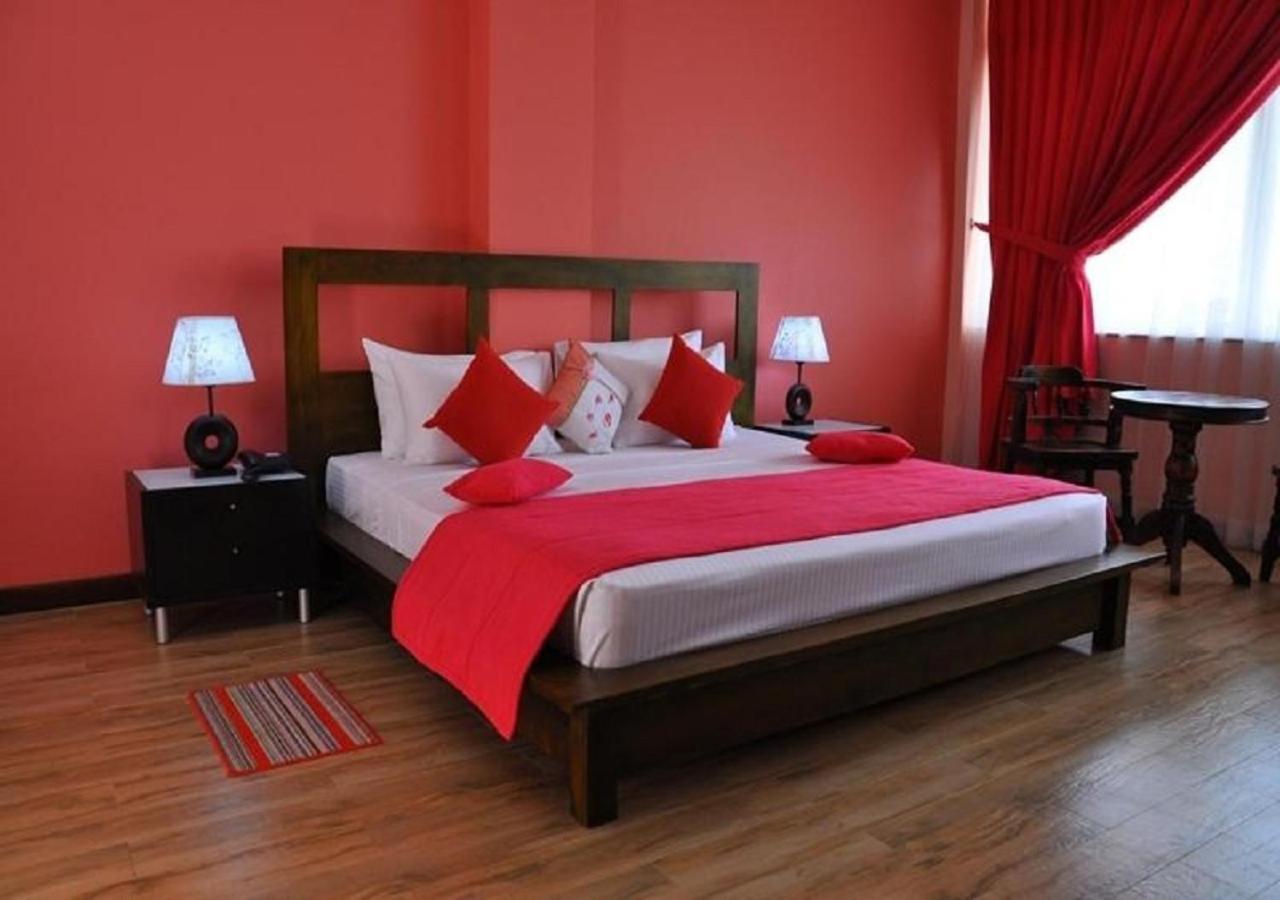 Hotel East Lagoon Batticaloa Esterno foto