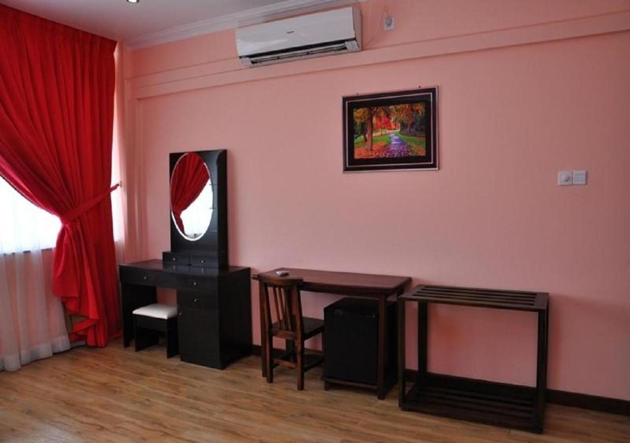 Hotel East Lagoon Batticaloa Esterno foto