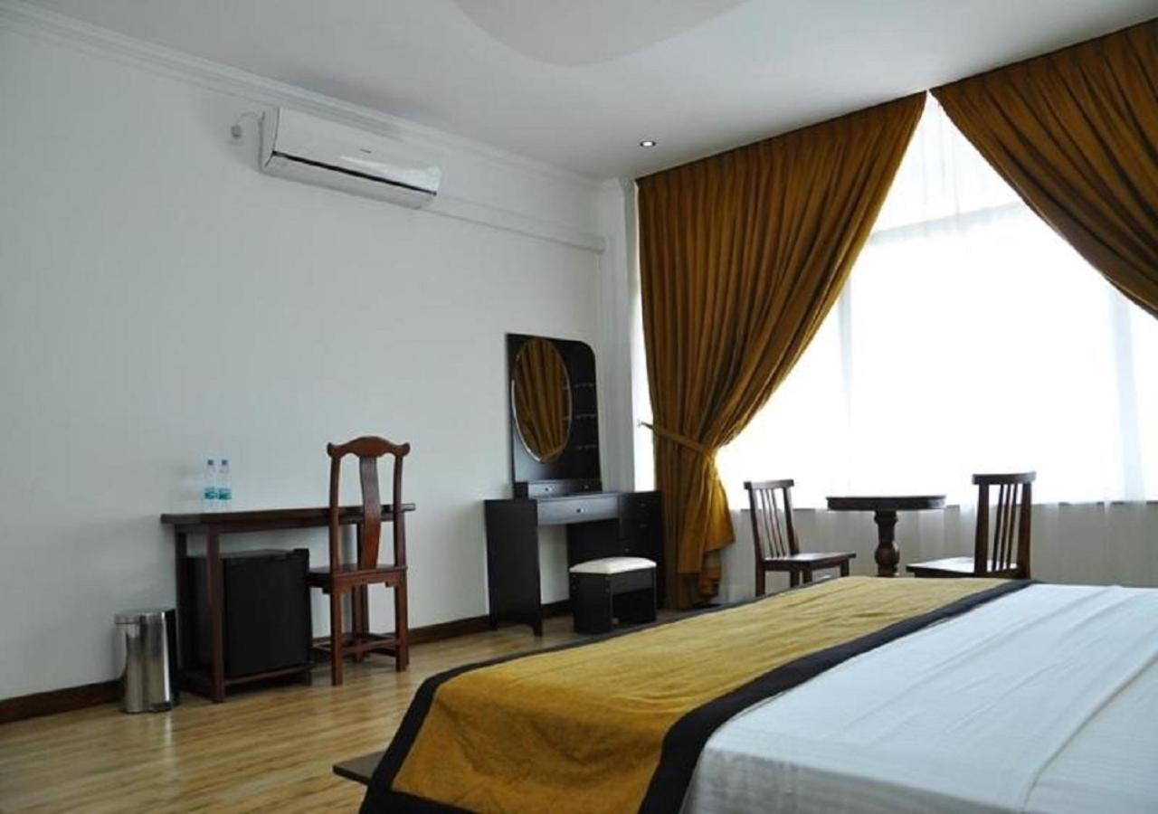 Hotel East Lagoon Batticaloa Esterno foto