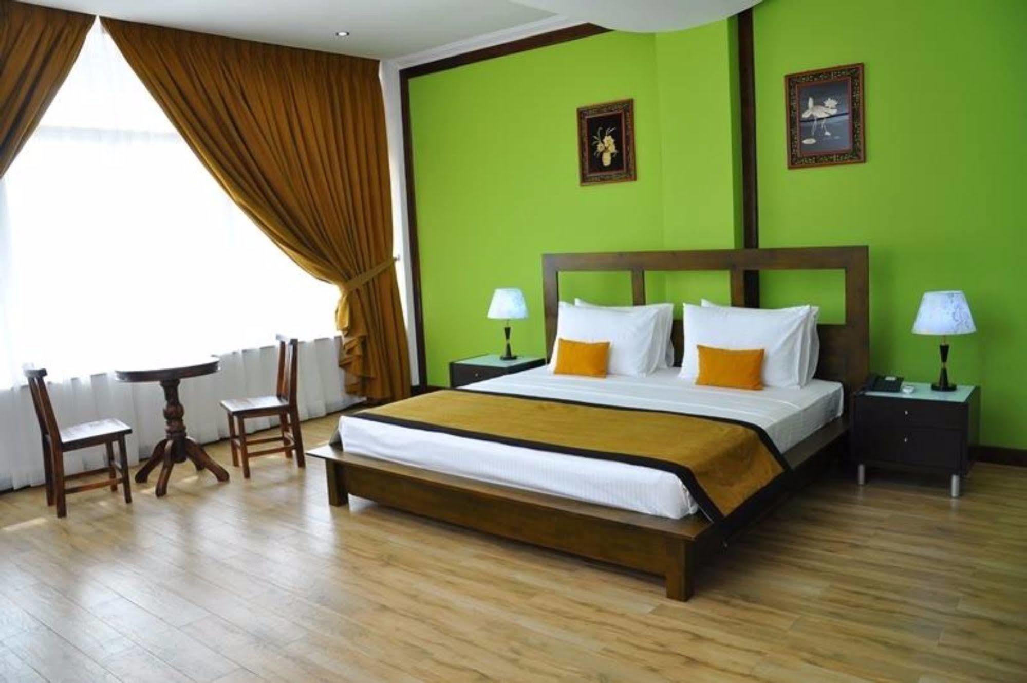 Hotel East Lagoon Batticaloa Esterno foto